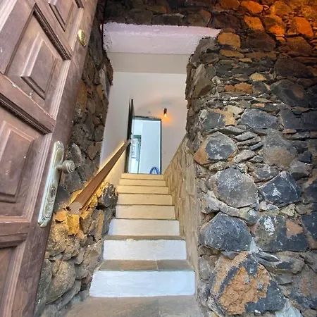 Canario With Patio - Casa Del Indiano Apartment *